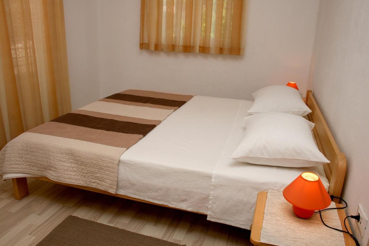 Apartments With A Parking Space Bilo, Primosten - 12870 ภายนอก รูปภาพ