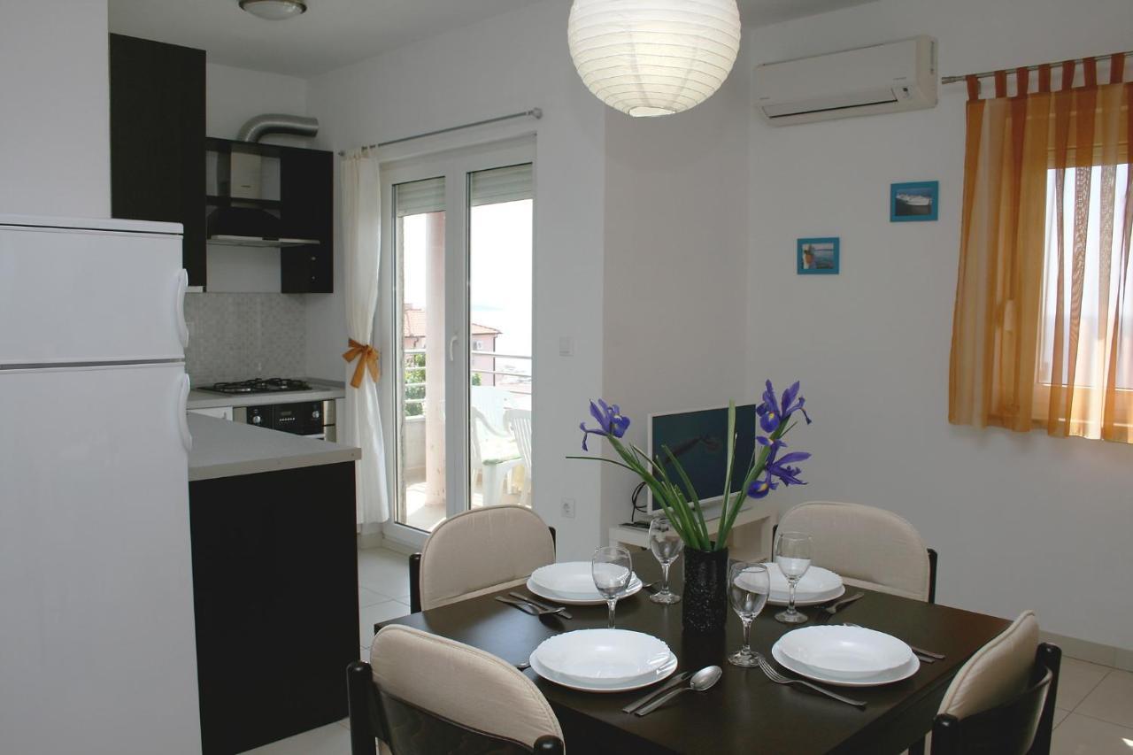 Apartments With A Parking Space Bilo, Primosten - 12870 ภายนอก รูปภาพ